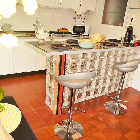 Caparica Central Apartamento *
